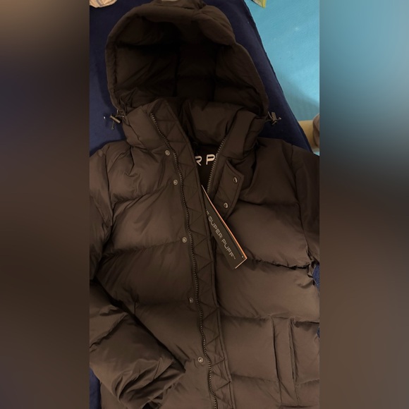 Aritzia Super Puffer Jacket - Picture 2 of 2